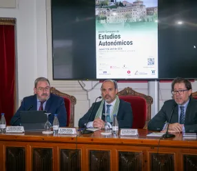 El Gobierno regional trabaja ya en la tercera edición del Máster de entidades locales para seguir formando profesionales en el ámbito de los ayuntamientos