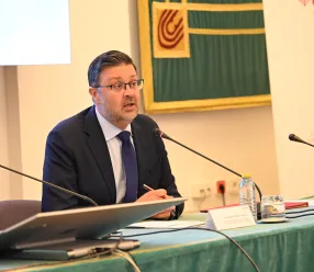 Amador Pastor en la firma de la senda del Fondo Social Europeo + para la UCLM