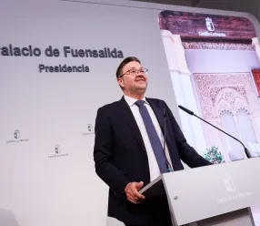 Amador Pastor en rueda de prensa en el Palacio de Fuensalida