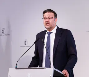 El consejero de Educación, Cultura y Deportes informa de los acuerdos del Consejo de Gobierno relacionados con su departamento