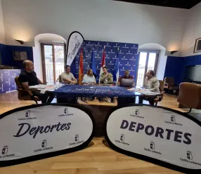 Carlos Yuste y José Gutiérrez han confirmado el apoyo del Gobierno de Castilla-La Mancha al Campeonato de España Máster de Ciclismor