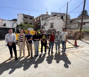 El delegado provincial de Desarrollo Sostenible, José Ignacio Benito, ha visitado las obras que se están ejecutando en Huelves.