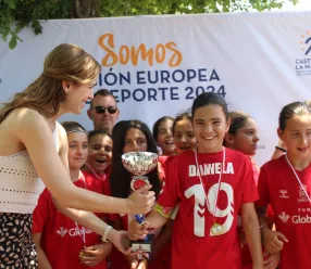 El Gobierno de Castilla-La Mancha reafirma su compromiso con el deporte escolar durante la clausura de la Liga Provincial Alevín de Fútbol