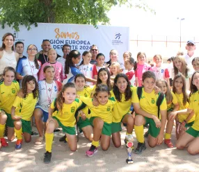 El Gobierno de Castilla-La Mancha reafirma su compromiso con el deporte escolar durante la clausura de la Liga Provincial Alevín de Fútbol