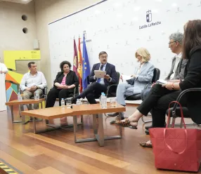 La Fundación COTEC y la Junta de Comunidades detallan en un informe los retos de la FP Dual y destacan su crecimiento en la región del 137%