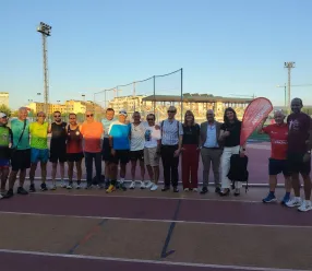 El Gobierno regional recoge propuestas para la incorporación de medidas de accesibilidad universal en la práctica del atletismo