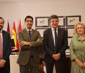 El vicepresidente segundo se ha reunido con el rector de la Universidad de Alcalá