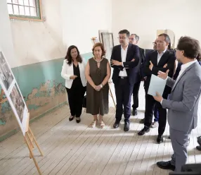 El Gobierno regional revindica la colaboración institucional para desarrollar proyectos utilizando el patrimonio cultural de las ciudades