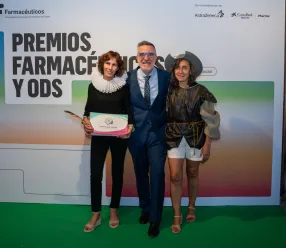 ‘Libros que curan’, el proyecto de Munera que une al centro de salud, las farmacias y la biblioteca, recibe un premio nacional de innovación social