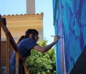 El Gobierno de Castilla-La Mancha reconoce el papel de las mujeres en el arte urbano rural en el Festival Astarté de Iniesta