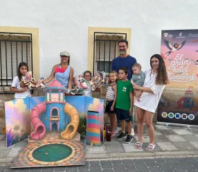 El delegado provincial de Desarrollo Sostenible, José Ignacio Benito, ha asistido en Zarzuela a una de las representaciones incluidas en la programación estival de Educación Ambiental.