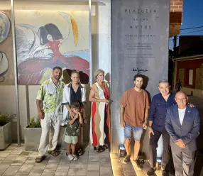 Jesús Fernández Sanz en la inauguración de la plazuela en homenaje a Pedro de Juan en Corral de Calatrava