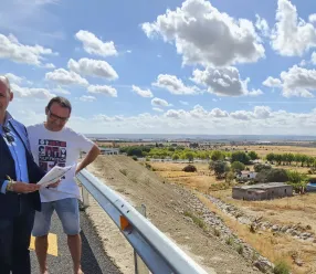 El delegado de la Junta de Comunidades de Castilla-La Mancha en Talavera de la Reina y su Comarca, David Gómez, ha indicado que, con la autorización definitiva de la reparcelación urbanística por parte del Ejecutivo regional, “se da por concluido con éxito un exhaustivo proceso de tramitación que "abre el camino" definitivo para que Meta presente sus proyectos constructivos y solicite las licencias de obra pertinentes al Ayuntamiento de Talavera”.
