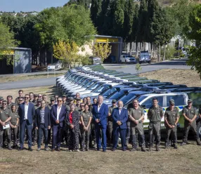 El Gobierno de Castilla-La Mancha entrega 23 vehículos para los agentes medioambientales y presenta dos nuevos recursos multifunción para el dispositivo Infocam