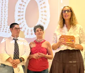 Sara Simón en X aniversario de la Asociación PluRal LGTBI Mancha Centro