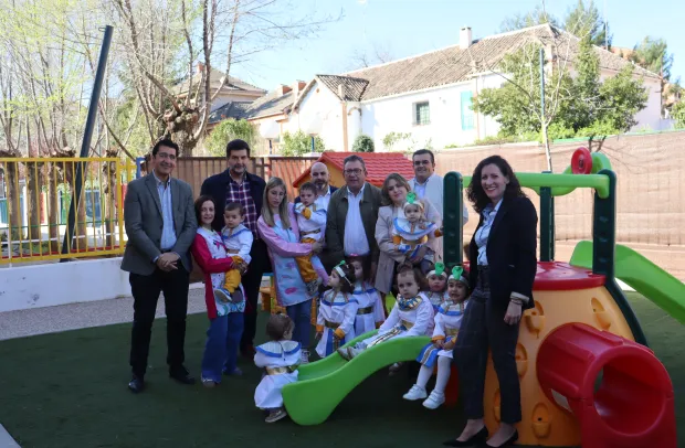 El vicepresidente segundo ha visitado la Escuela Infantil de Albaladejo