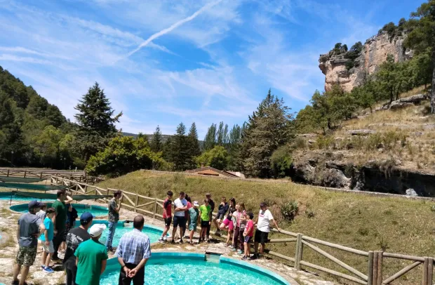 El Gobierno regional programa cuatro cursos formativos para 2026 en la Escuela Regional de Pesca de Uña