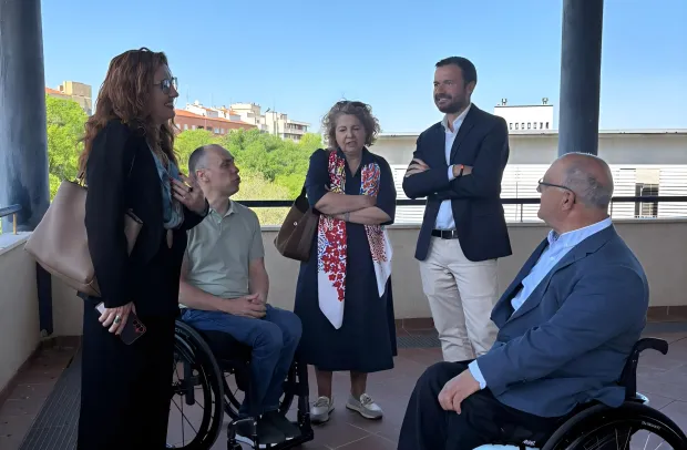 Reunión del comisionado para la Accesibilidad, José Luis Escudero, con representantes de COCEMFE