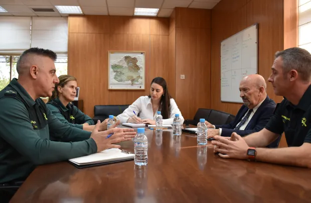 El Gobierno regional avanza junto con el equipo PEGASO de la Guardia Civil en la normativa de aeródromos de uso restringido y helipuertos