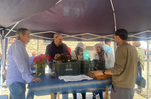 El viceconsejero de Administración Local y Coordinación Administrativa, Eusebio Robles, en las XIV Jornadas Gastronómicas ‘Espárrago Verde’ en Aranzueque