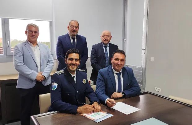 Servicio de Emergencias 1-1-2 Castilla-La Mancha y Ayuntamiento de Hellín firman un protocolo para asegurar la coordinación en situaciones de emergencia en el municipio