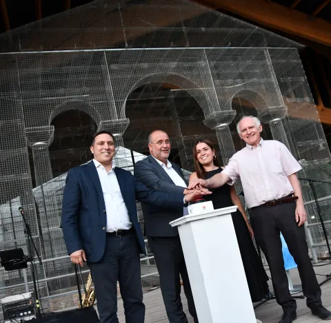 El vicepresidente primero, José Luis Martínez Guijarro, inaugura la restauración y acondicionamiento del Balneum de la Villa Romana de Noheda.