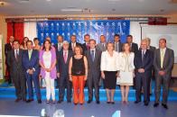 Barreda posa con todos los premiados  de la gala