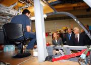 Barreda, acompañado de Carme Chacón visita la fábrica de helicópteros de Eurocopter en Albacete.
