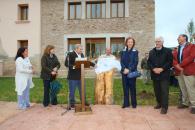 Barreda junto a la Reina doña Sofía en la Fundación Apadrina un Árbol, en Mazarete