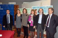 Ángeles García  junto a los comisarios de la exposición ‘Benjamín Palencia 1894-1980’