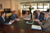 La consejera de Economía, Empresas y Empleo muestra a CECAM las líneas directrices del Plan regional de Empleo