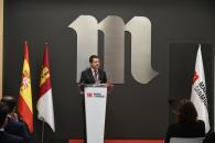 El presidente de Castilla-La Mancha, Emiliano García-Page, visita las instalaciones de la empresa Mahou en Alovera