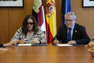 El Gobierno regional y la ONCE acuerdan actuaciones para que el alumnado con ceguera o deficiencia visual grave tenga garantizado una educación inclusiva  