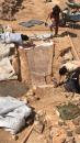 El Gobierno regional pone en valor los trabajos de recuperación de una lauda sepulcral visigoda en el yacimiento arqueológico de Oreto 
