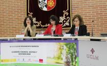 La consejera de Igualdad y portavoz del Gobierno regional, Blanca Fernández, inaugura la VI Edición de la Escuela de Pensamiento Feminista que se celebra bajo el título ‘Economía feminista, justicia y sostenibilidad’.