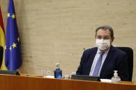 El consejero de Sanidad, Jesús Fernández Sanz, comparece en la Comisión de Presupuestos de las Cortes de Castilla-La Mancha, para explicar los presupuestos del año 2021 de la Consejería.