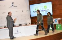 El vicepresidente del Gobierno de Castilla-La Mancha, José Luis Martínez Guijarro, y el consejero de Desarrollo Sostenible, José Luis Escudero, participan en el acto de reconocimiento del Gobierno regional al cuerpo de Agentes Medioambientales por el 20 a