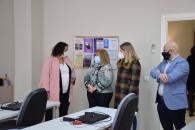 Marta Roldán visita la sede de la Fundación CERES en Tomelloso