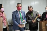 El consejero de Agricultura, Agua y Desarrollo Rural visita la Sociedad Agraria de Transformación ‘Ecopistacho’