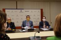 El consejero de Agricultura, Agua y Desarrollo Rural  preside la reunión del Comité de Dirección del IRIAF