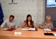 El Gobierno regional firma los 667 convenios del Marco de Concertación para la prestación de los Servicios Sociales y Ayuda a Domicilio 