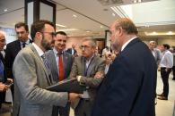  El vicepresidente regional, José Luis Martínez Guijarro, y el consejero de Agricultura, Agua y Desarrollo Rural, Francisco Martínez Arroyo, asisten, en Alcázar de San Juan, a la jornada ‘El Alto Guadiana, una responsabilidad de todos’