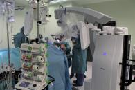 El Gobierno regional dota de un microscopio quirúrgico de última generación al servicio de Neurocirugía del Hospital de Toledo que ayuda a mejorar la capacidad asistencial 