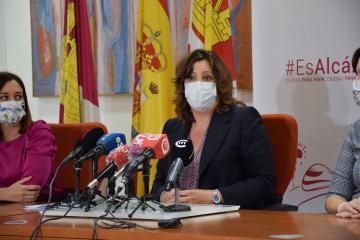 Castilla-La Mancha registra la mayor caída del paro del país en términos absolutos y es la única región que encadena cinco meses de descenso