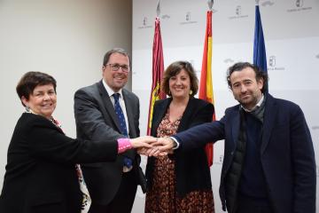 imagen de la noticia El Gobierno de Castilla-La Mancha y la EOI refuerzan su alianza con un nuevo convenio para poner en marcha ocho nuevos coworking en la región