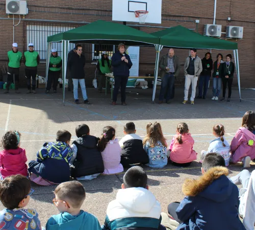Agustín Espìnosa- Dia Mundial de los Bosques en el CEIP 'Tomasa Gallardo' de Alcolea de Calatrava