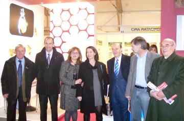 Parras inauguró la XXXIX Feria Apícola de Castilla-La Mancha