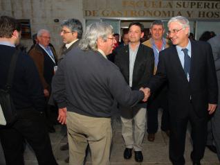 Barreda saluda a los asistentes al IV Congreso de UPA