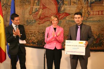 Araújo entrega el premio Emprendedor XXI a la empresa Entornos Innovadores de Albacete