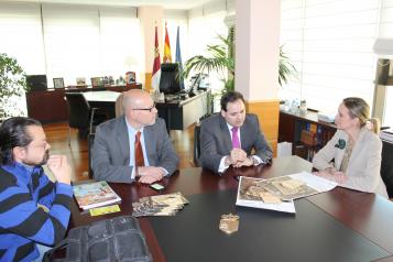 Casero se reúne con alcalde de Almansa